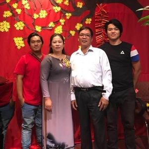 Meet your Posher, Duong